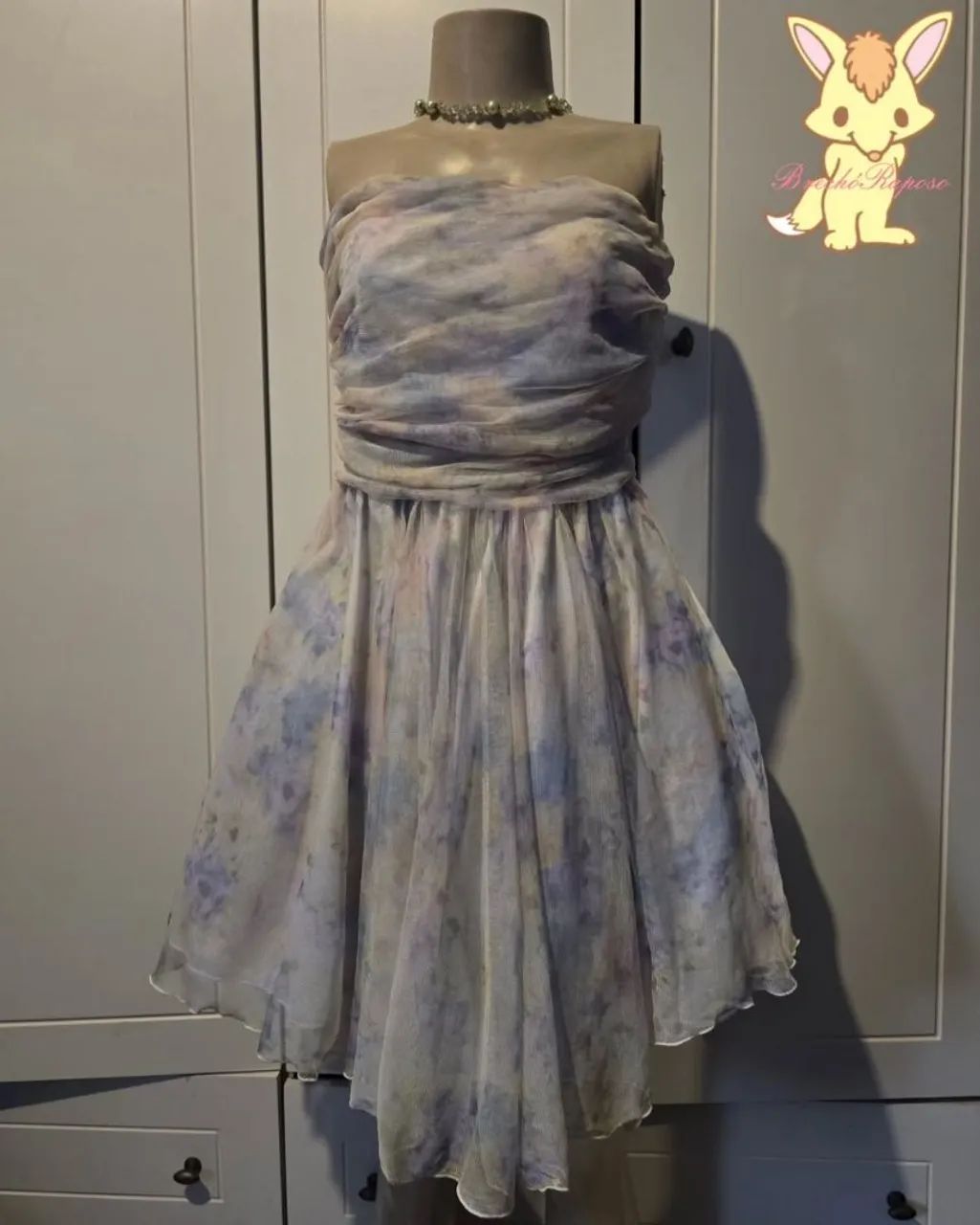 Vestido tomara que caia em tule 