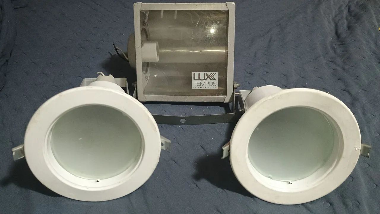 Refletor e luminárias de embutir 