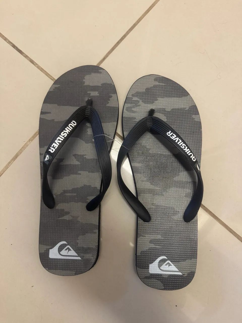 Vendo Chinelo QuickSilver 