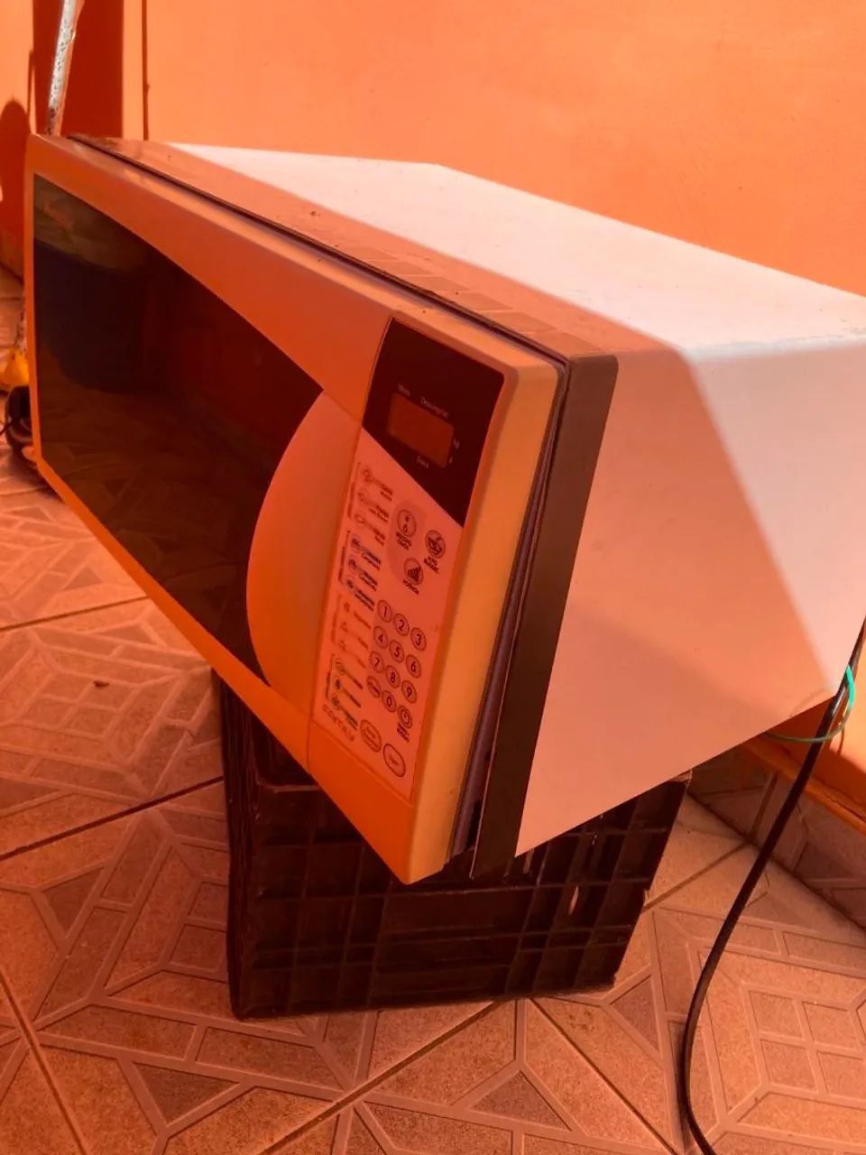 MICROONDAS PANASONIC 35 LITROS - Foto 2