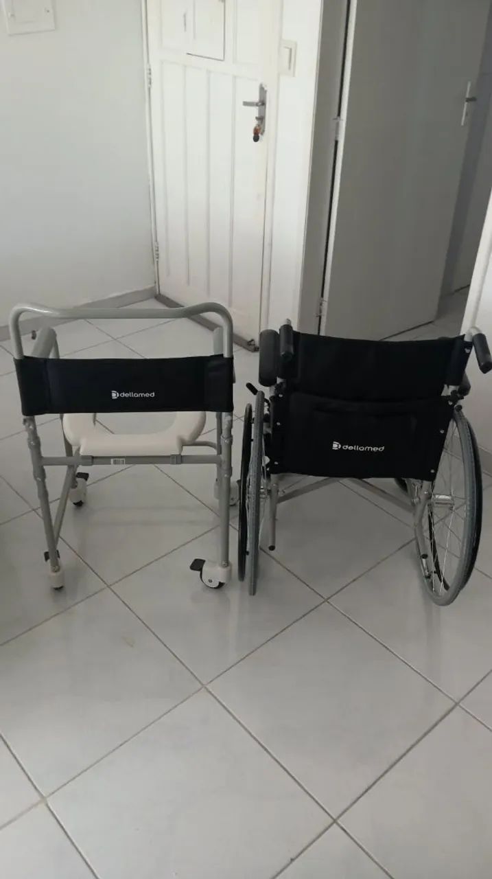 Cadeira de rodas e Cadeira de banho
