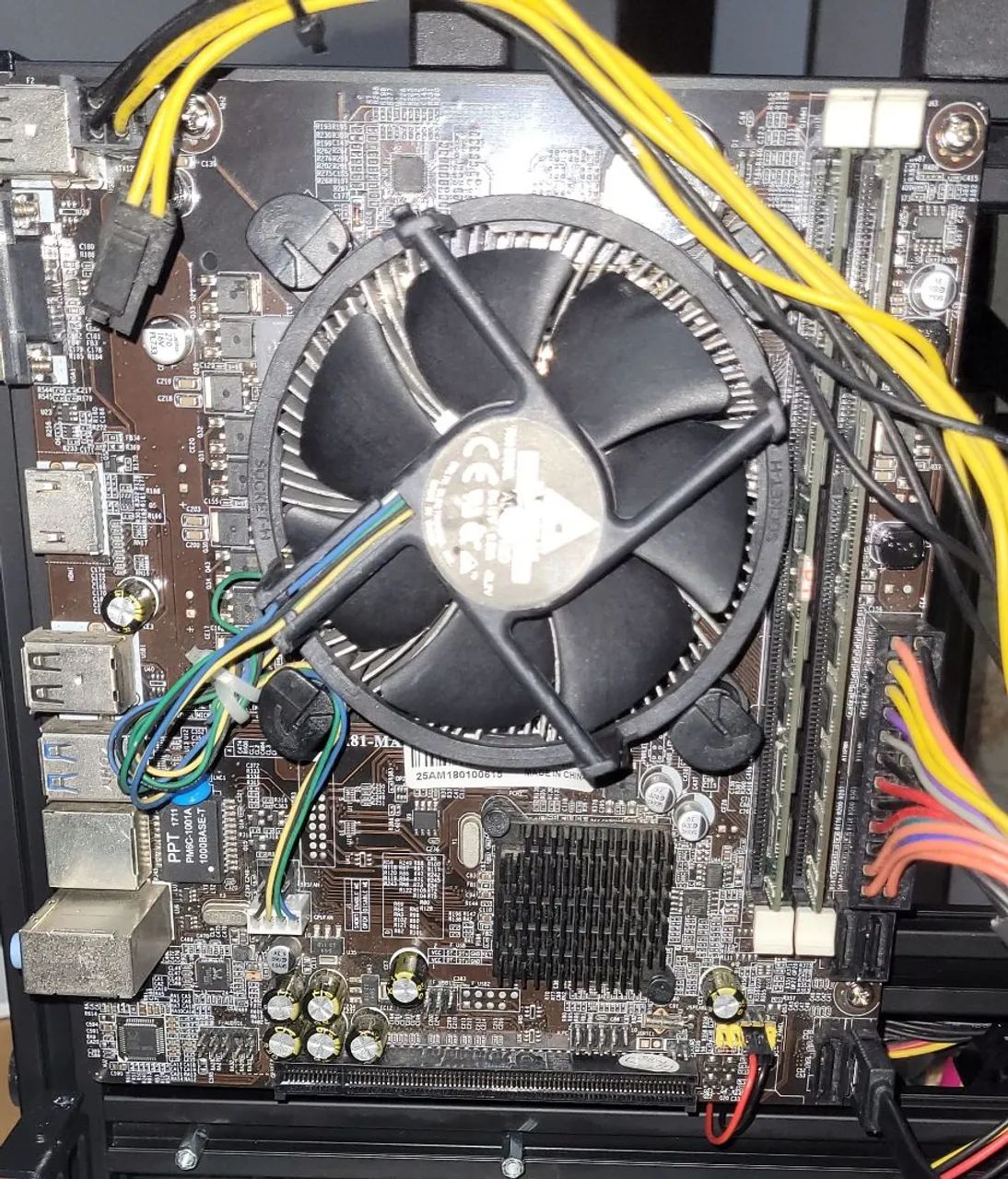 KIT H81+I7 4790S+2X2GB DDR3 1333MHZ COM CPU COOLER - Foto 2
