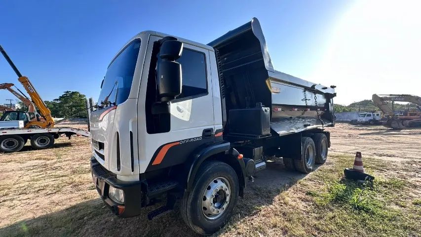 CAÇAMBA IVECO 14M3 HARDOX