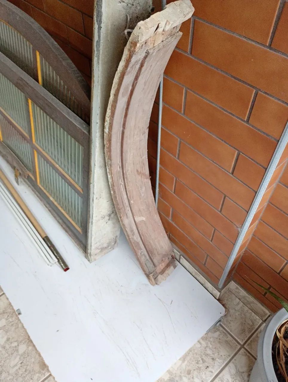 VENDE-SE TRÊS JANELAS E 1 PORTA 1,20X1,20 - Foto 3