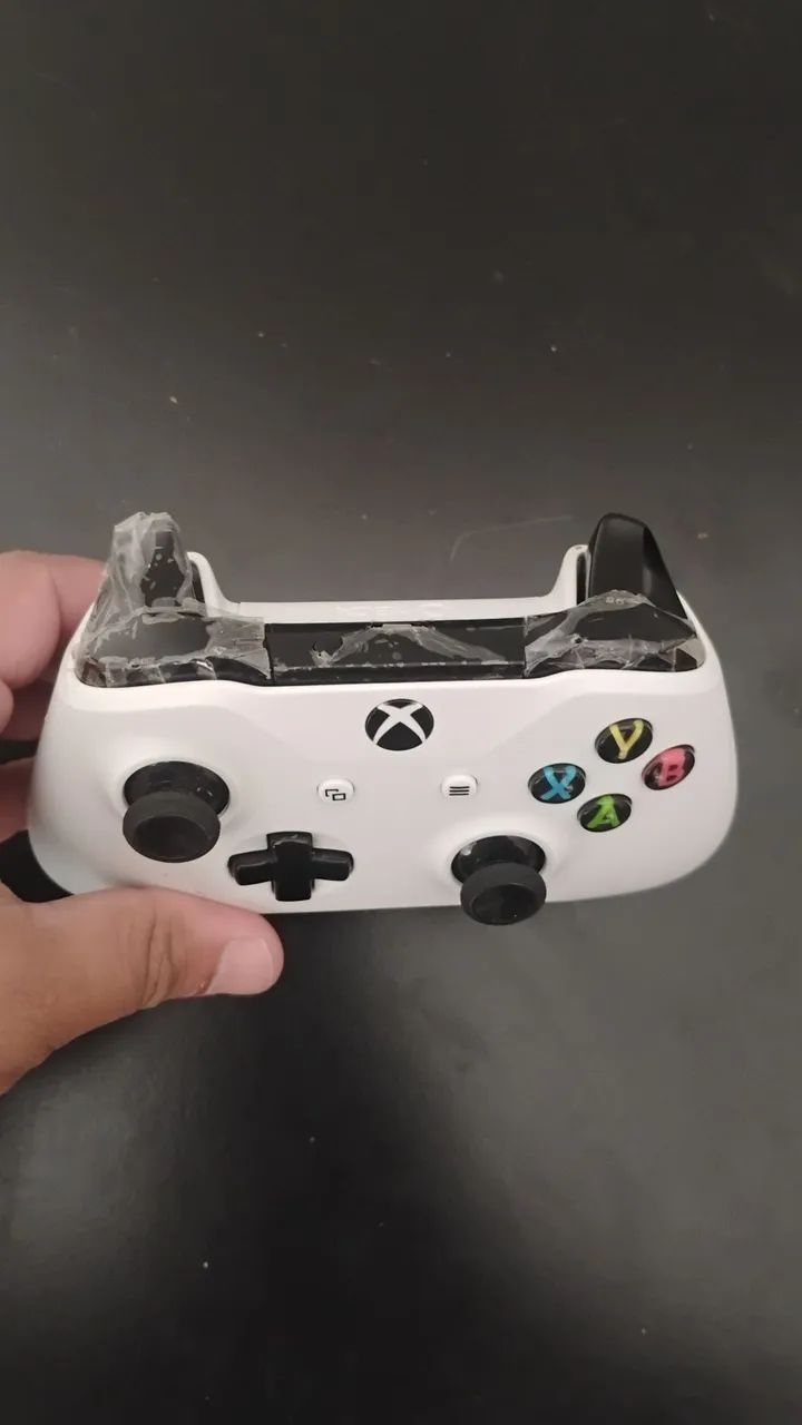 Controle Xbox one com defeito.  - Foto 2