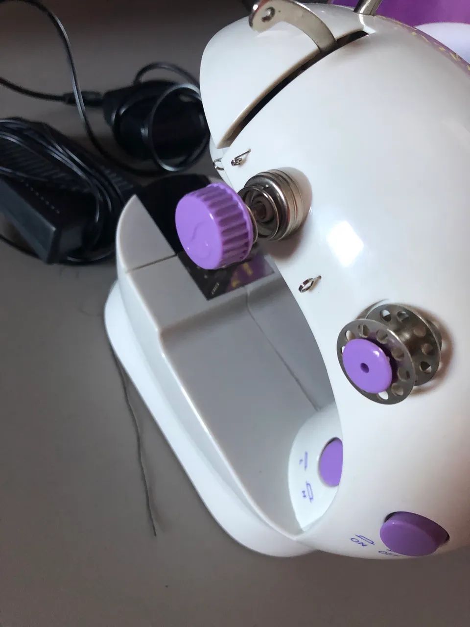 Máquina de Costura  - Foto 2