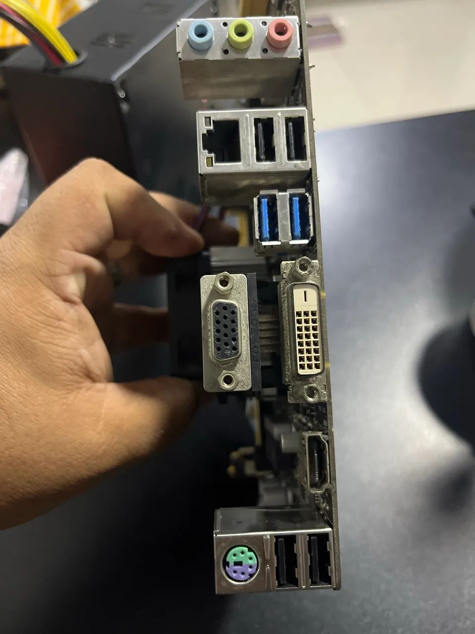 Placa Mãe ASUS com processador  - Foto 3