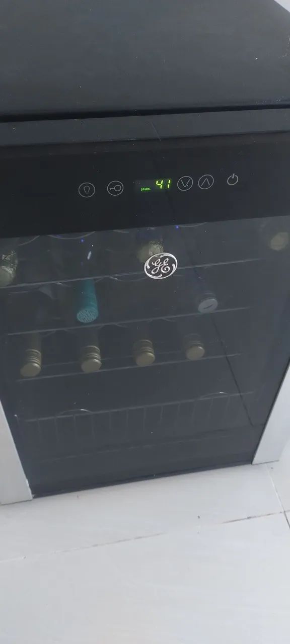 Adega para 20 garrafas  - Foto 5
