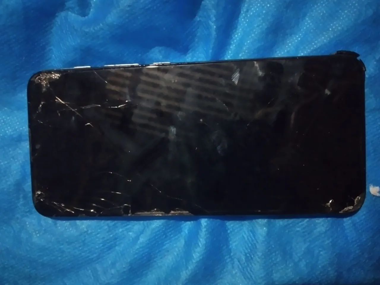 Vendo celular com defeito pra retiradas de peças  - Foto 2