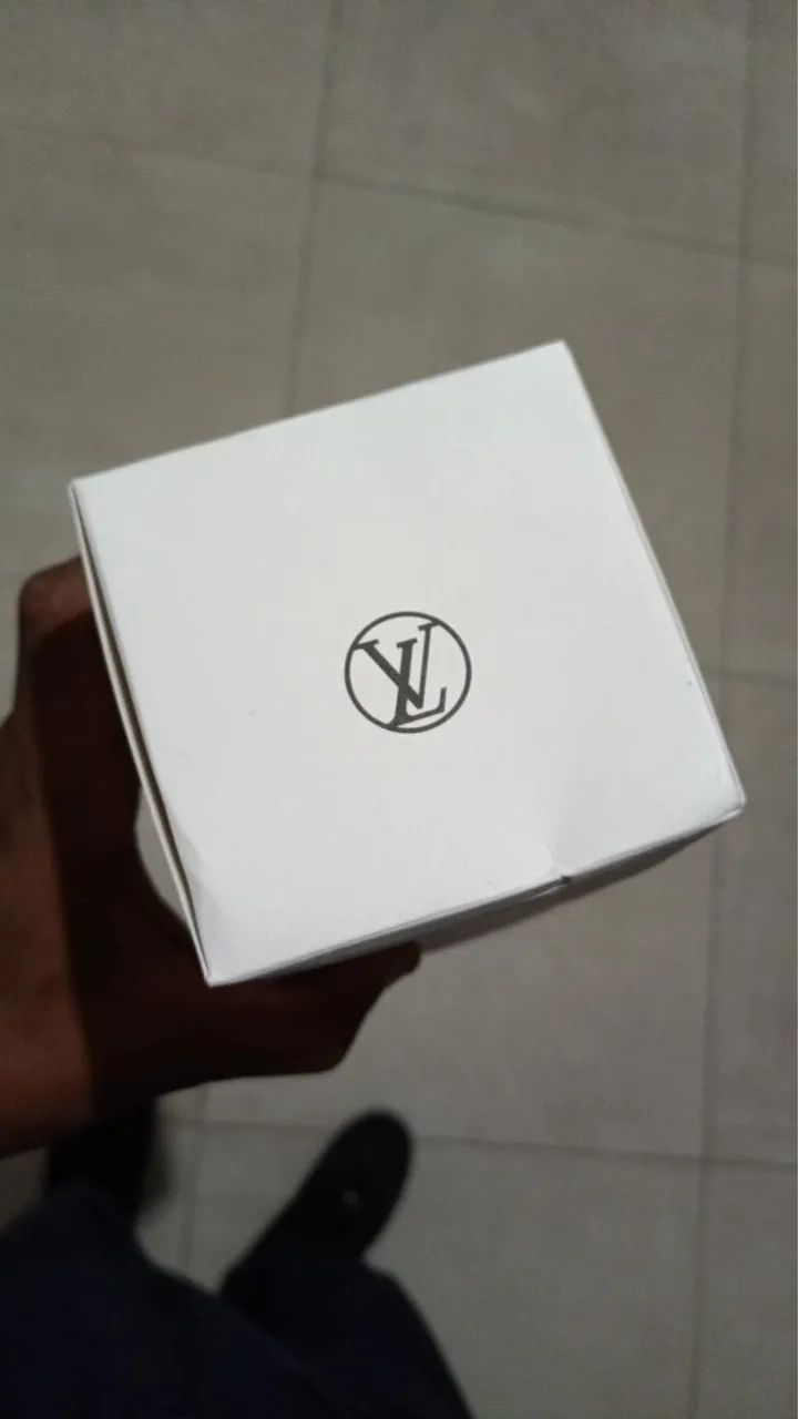 Perfume Louis Vuitton Symphony lacrado  - Foto 3