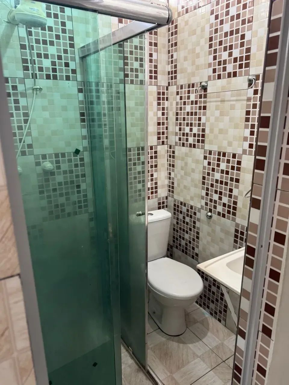 Alugo kitinet mobiliada de aproximadamente 20m² no bairro Japiim - Foto 4
