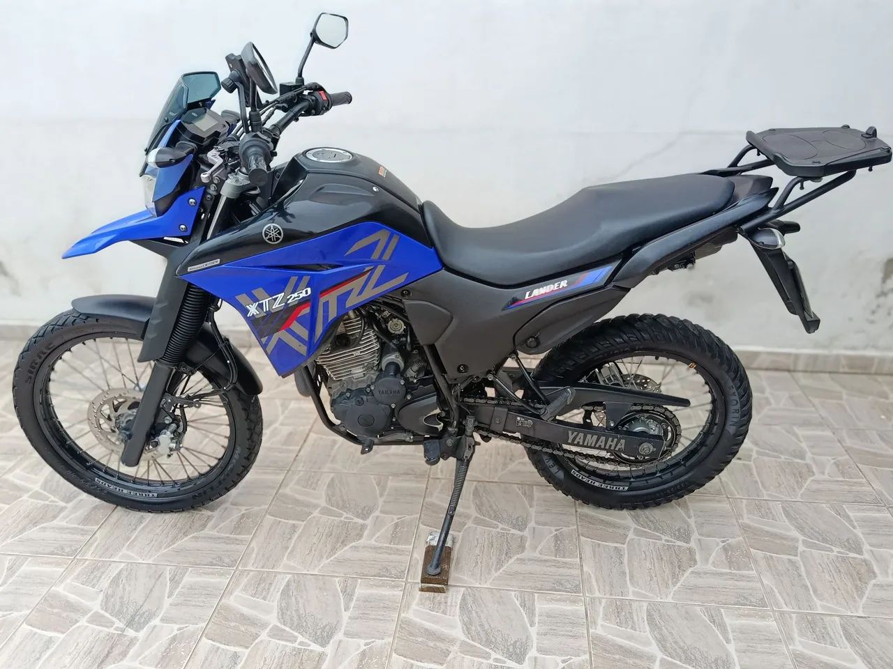 LANDER 250   - Foto 2