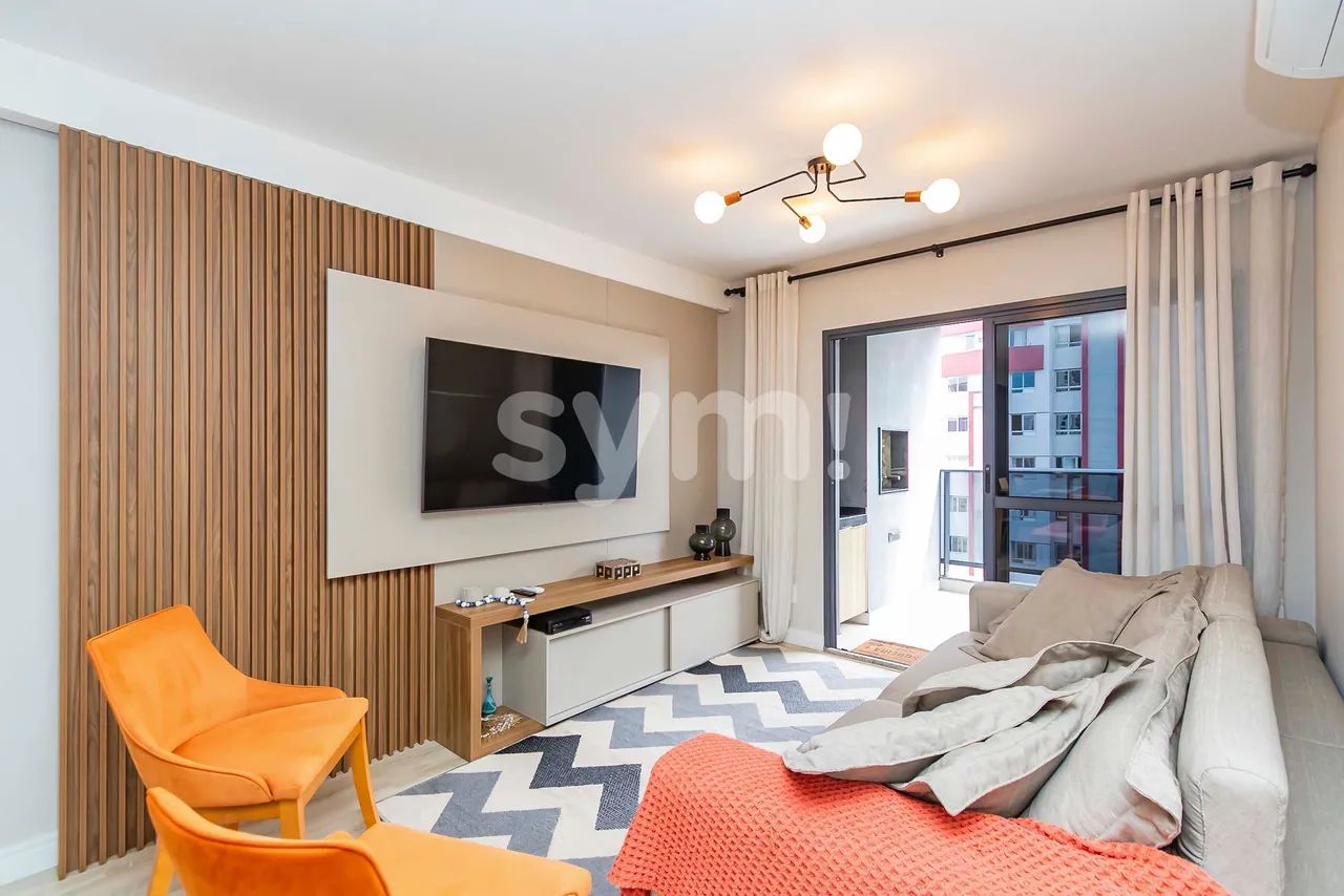Apartamento no batel, sacada com churrasqueira!