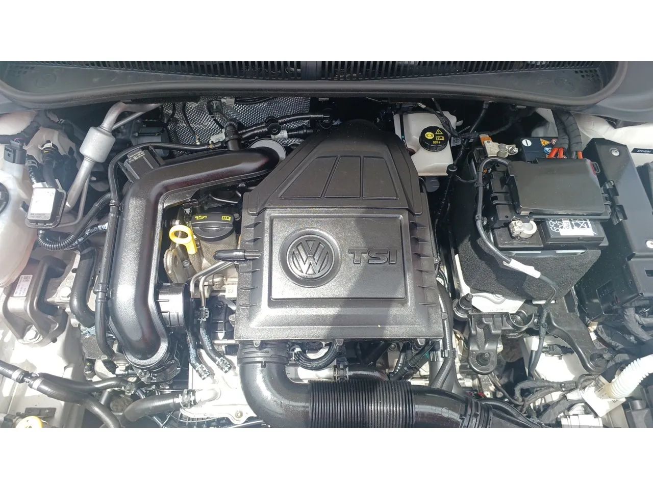 Volkswagen Polo Comfortline TSI 1.0 Flex 12V Aut., foto 15 de 16