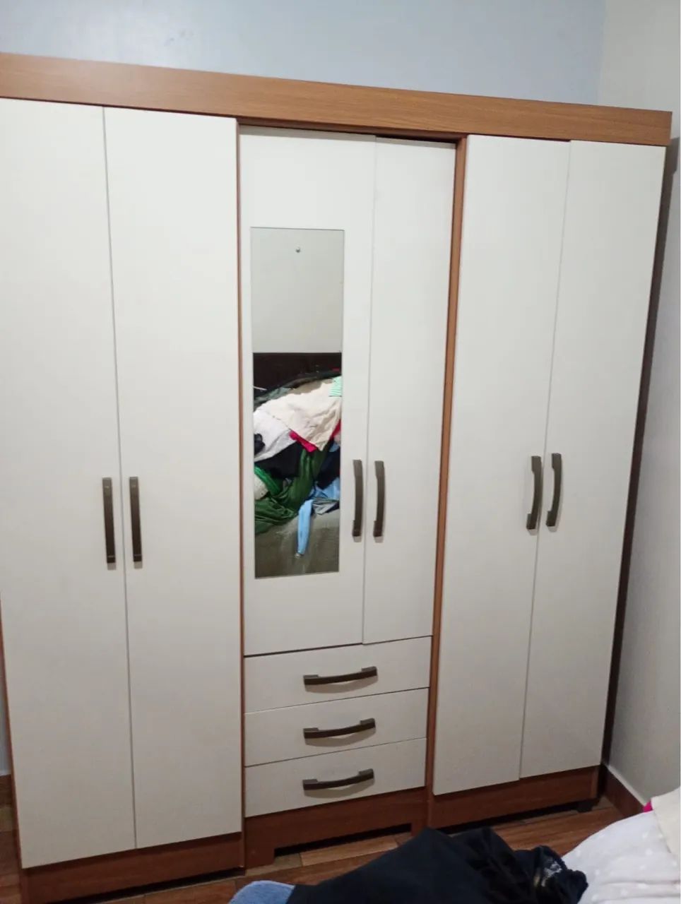 Vendo guarda roupa 