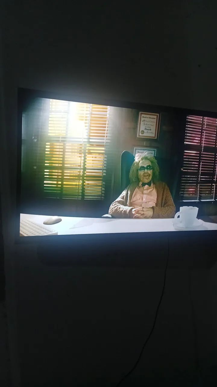 TELEVISAO 43" LG IMPECAVEL SMART VALOR SUPER BARATO - Foto 3