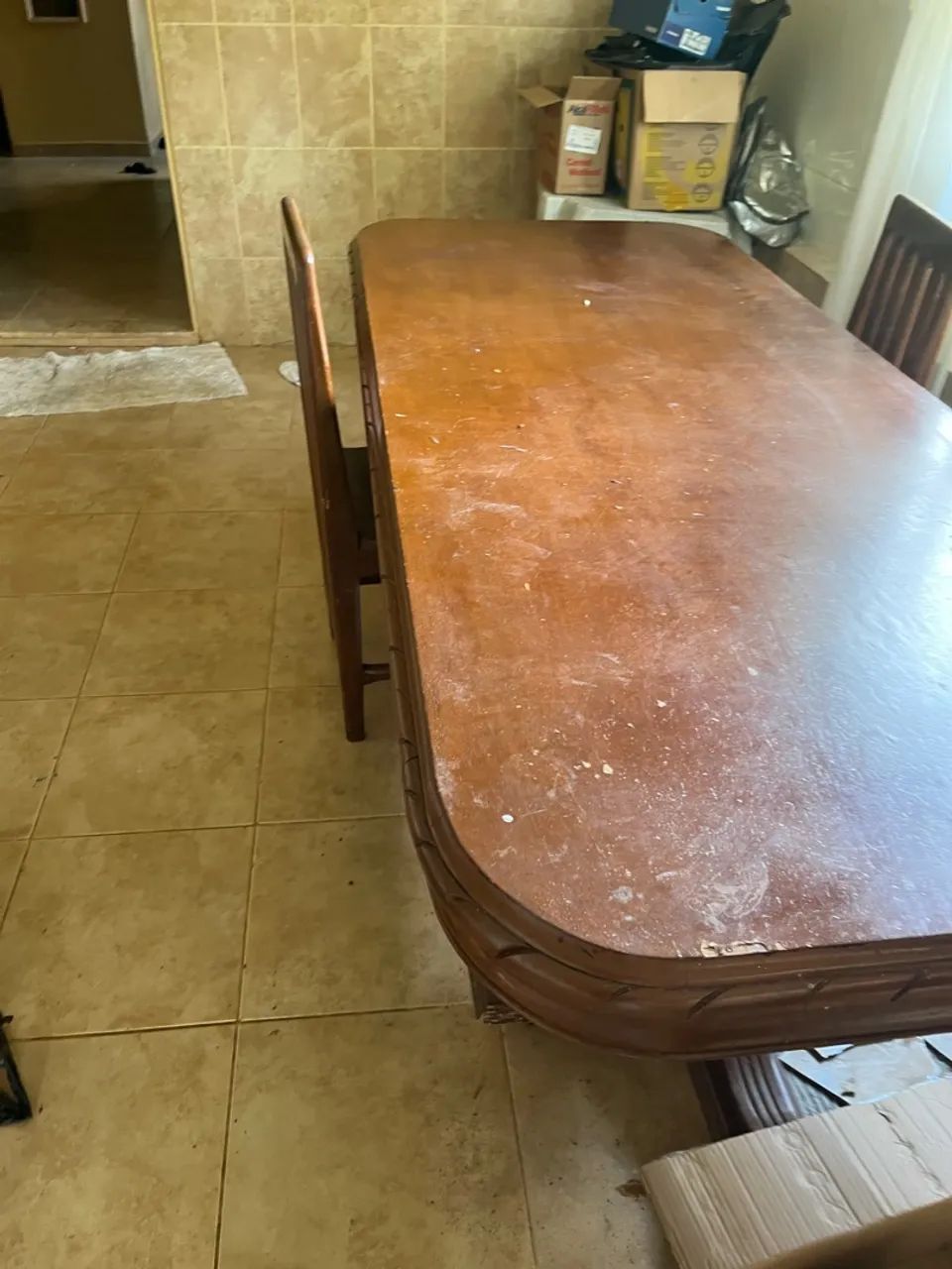 Mesa madeira de lei com 6 cadeiras  - Foto 5