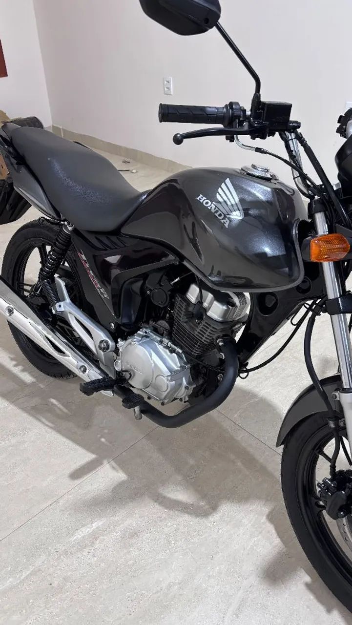 Titan 150 ano 2012