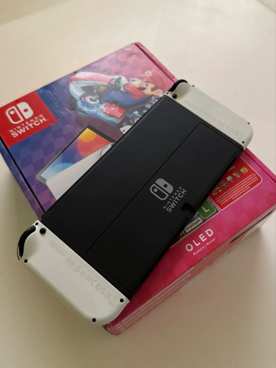 Vendo Nintendo Switch OLED + case - Foto 2