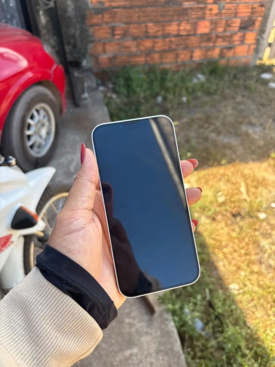 IPHONE 13