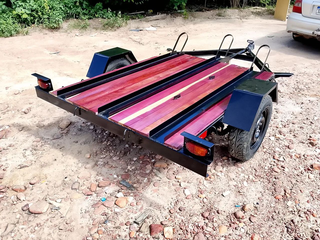 Carretinha pra 3 motos - Foto 4