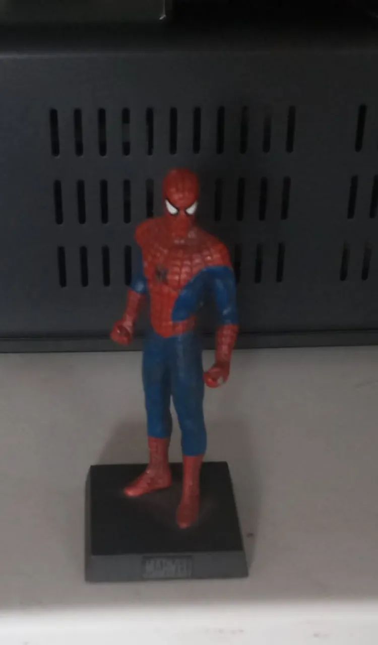 Homem Aranha - Estatueta de Metal Hasbro(Ed. Limitada) Muito raro. - Foto 3