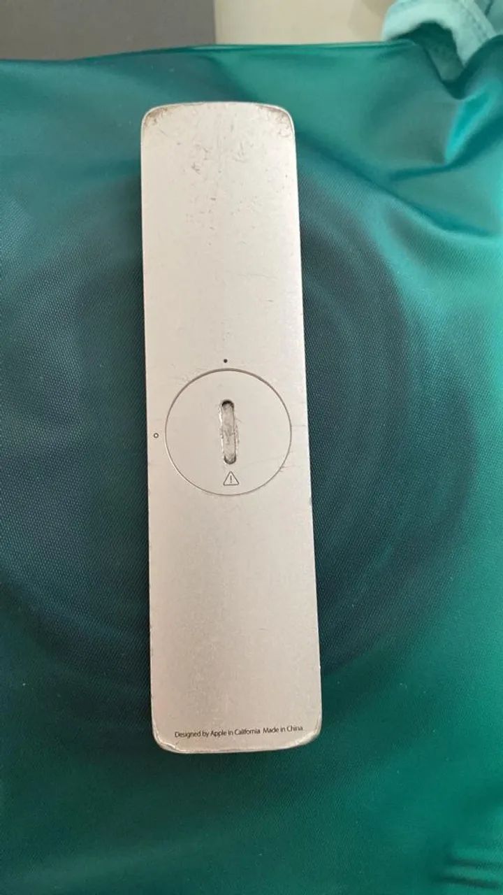 Apple TV 2  + 2 cabos HDMI - Foto 5