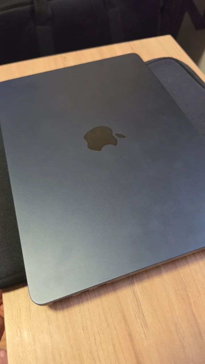 Macbook M3 Air
