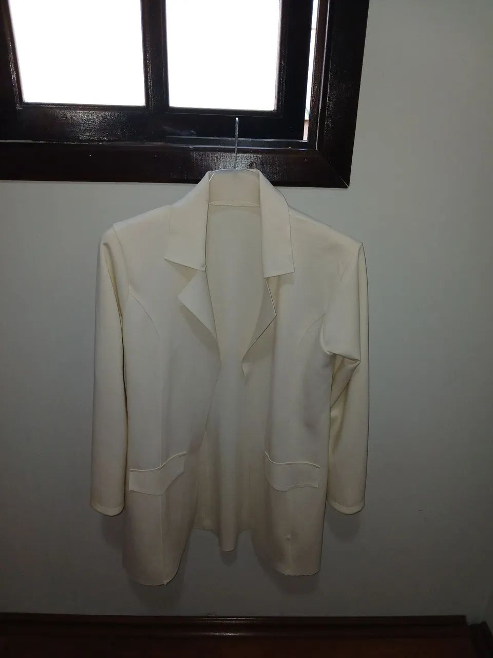Blazer alfaiataria off White 
