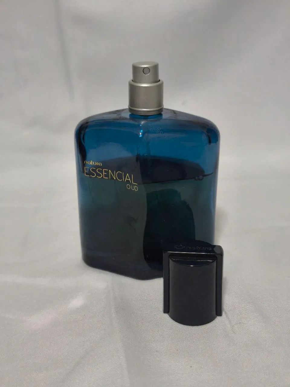 Perfume Natura Essencial Oud (frasco antigo) - Foto 2