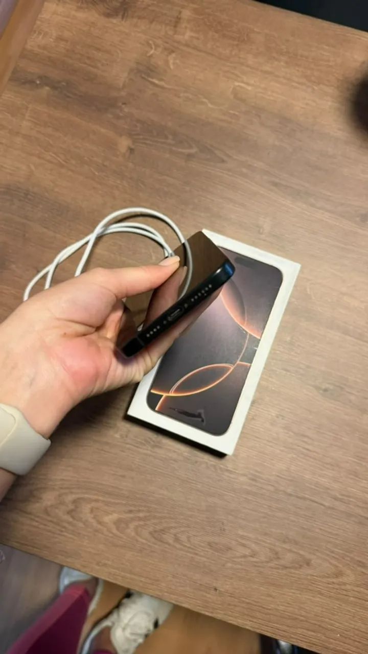 Iphone 15 Pro Max - Foto 5