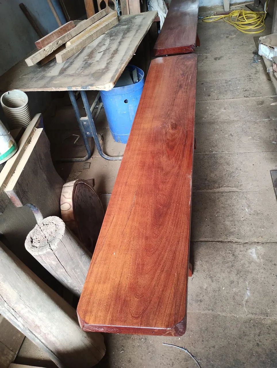 Mesa rústica de madeira - Foto 4