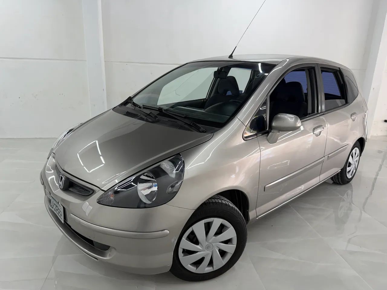 Honda Fit LX 1.4/ 1.4 Flex 8v/16v 5P Mec. 2004