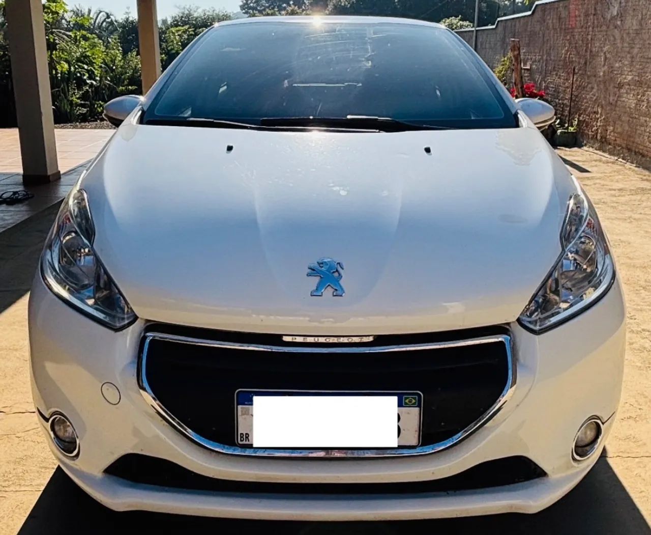 Peugeot 208 2015