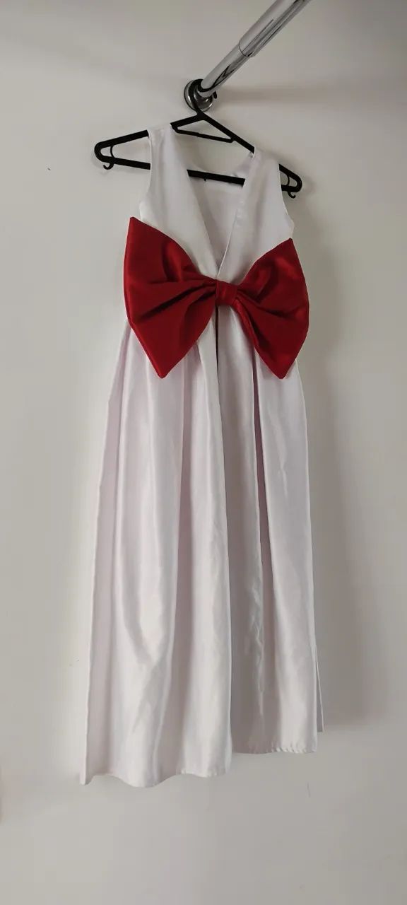 Vestido de daminha com laço terracota - Foto 4