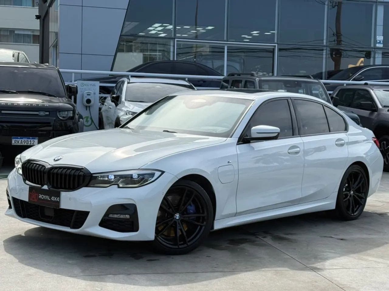 BMW 330E 2022
