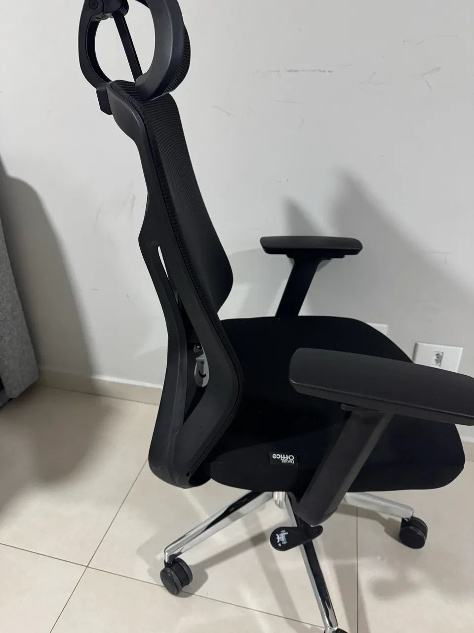 Cadeira ergonômica  - Foto 3