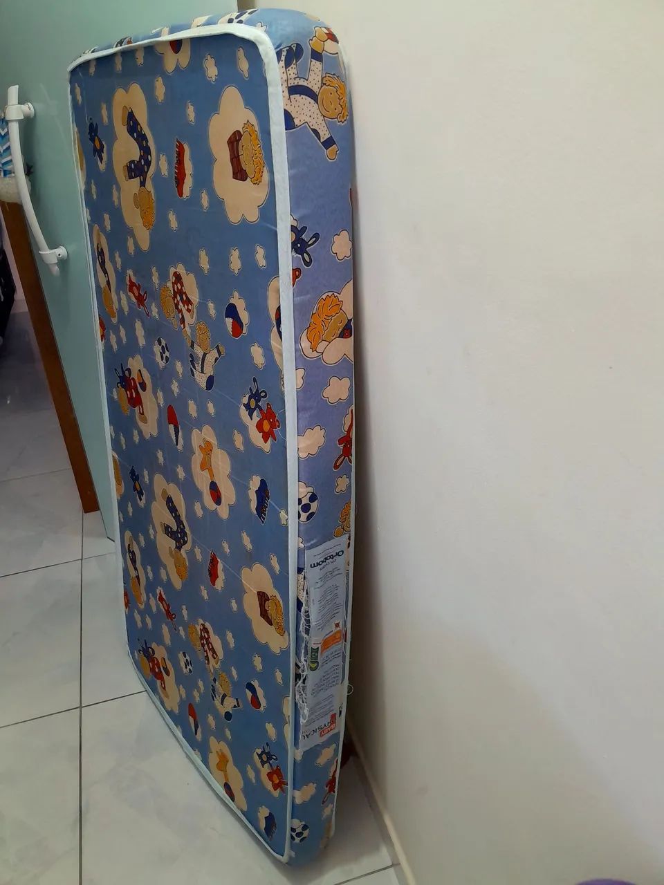 Vendo colchão de bebê/ criança  - Foto 2