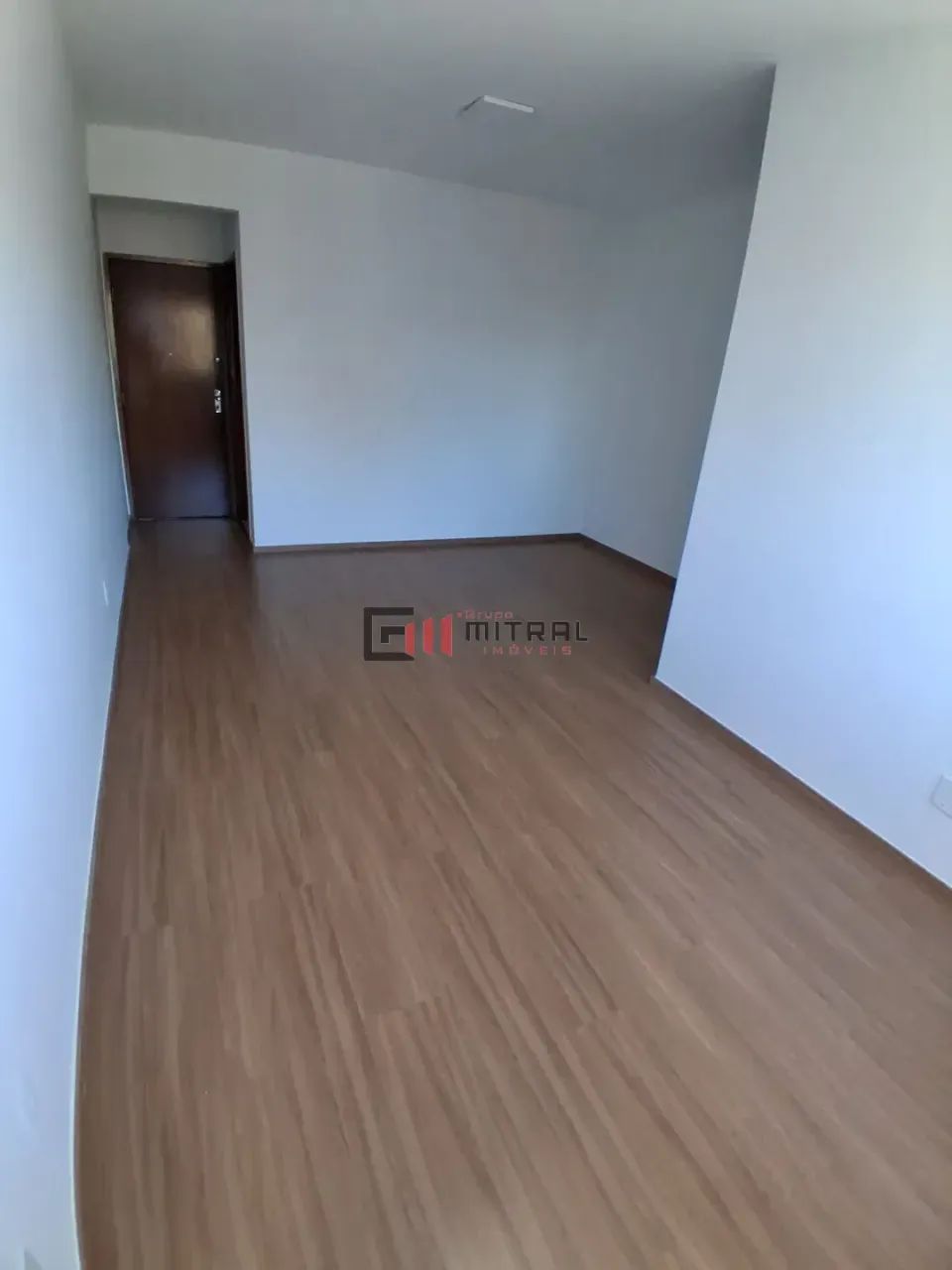 Edifício Castel Gandolfo / Apartamento três dormitórios 2 banheiros e uma vaga de garagem  - Foto 5