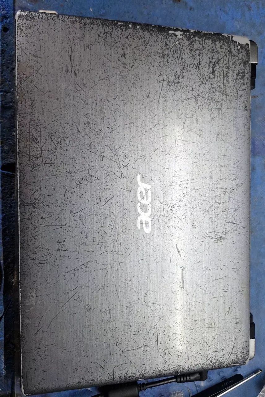 Notebook Acer I3, 4gb, HD 500gb.W 10 - Foto 2