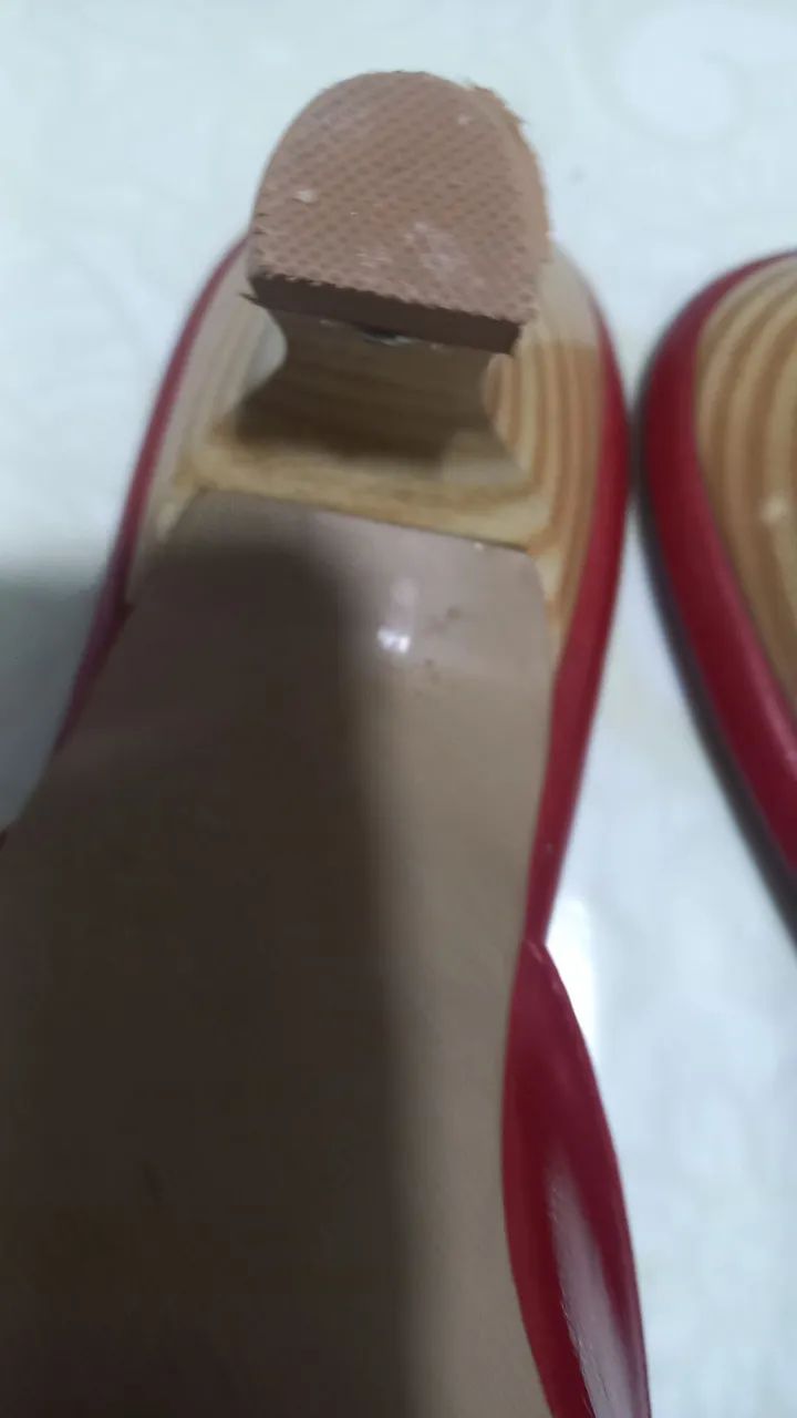 Tamanquinho de saltinho vermelho  tamanho 35 usado - Foto 6