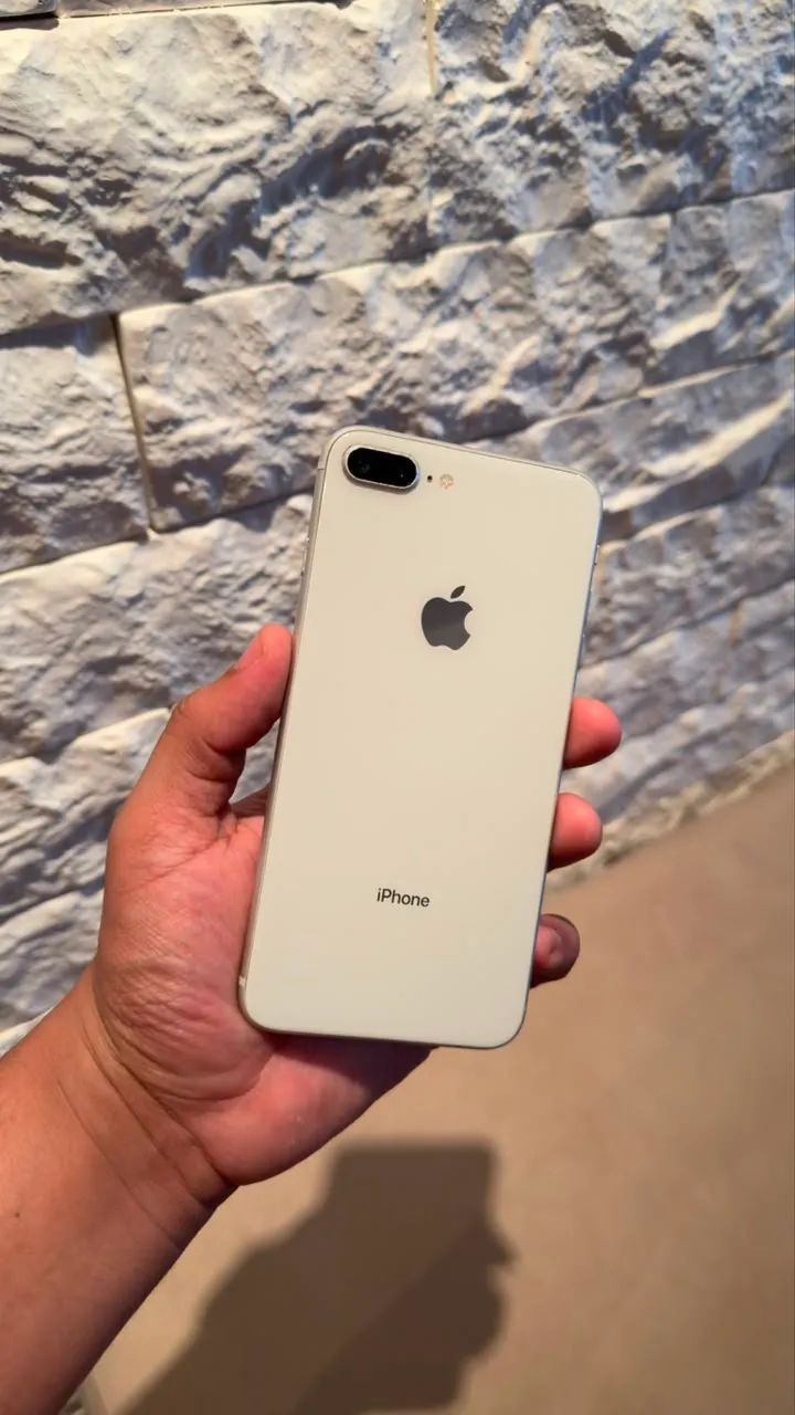 iPhone 8 Plus - 64GB - Foto 3