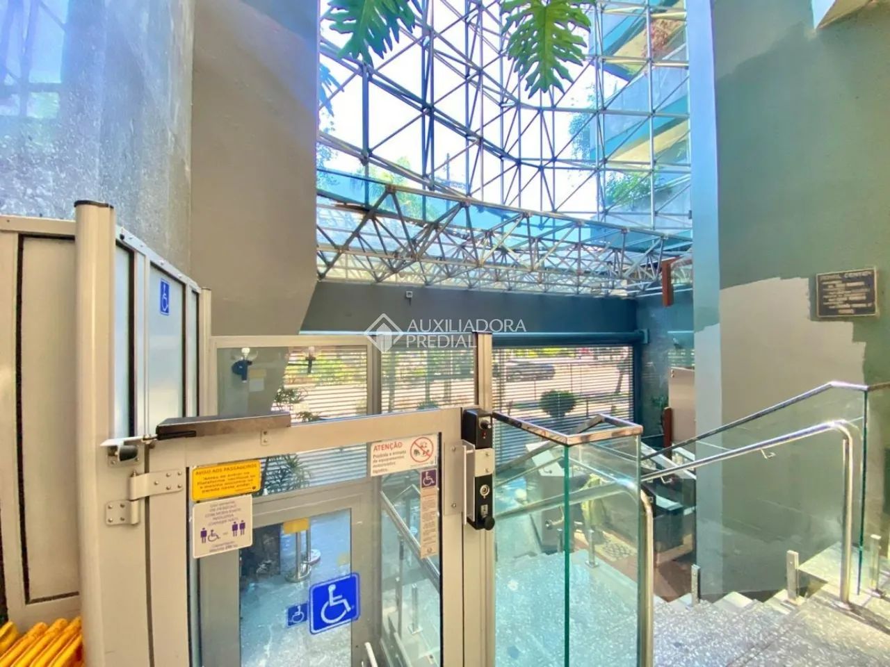 Sala para venda no Edifício Royal Center - Foto 3