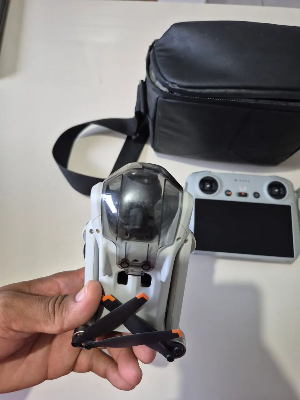 Drone dji mini 3 controle com tela - Foto 3