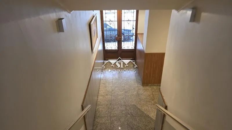 Apartamento- Petrópolis, Centro