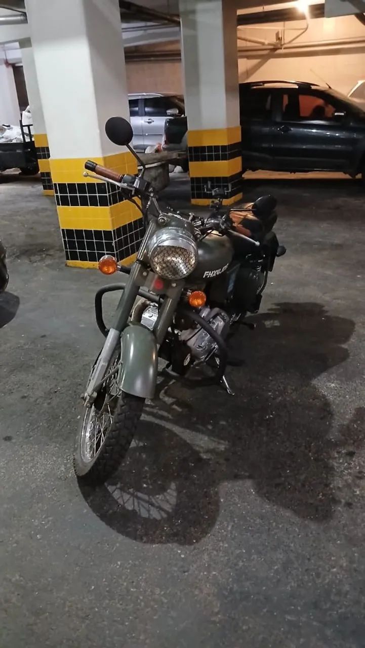 Royal Enfield  - Foto 3