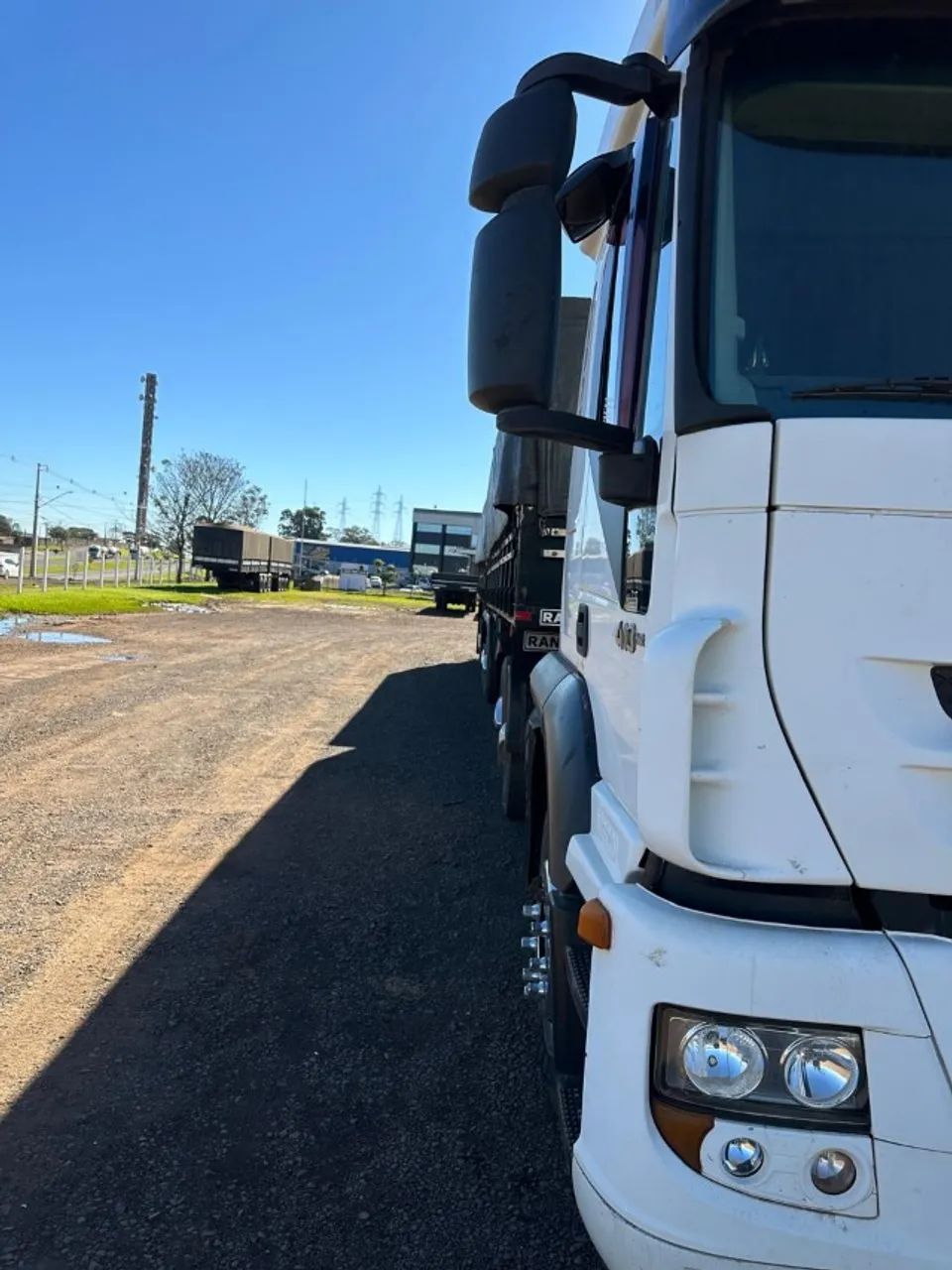 Conjunto Iveco Stralis 410 e Bitrem - Foto 4
