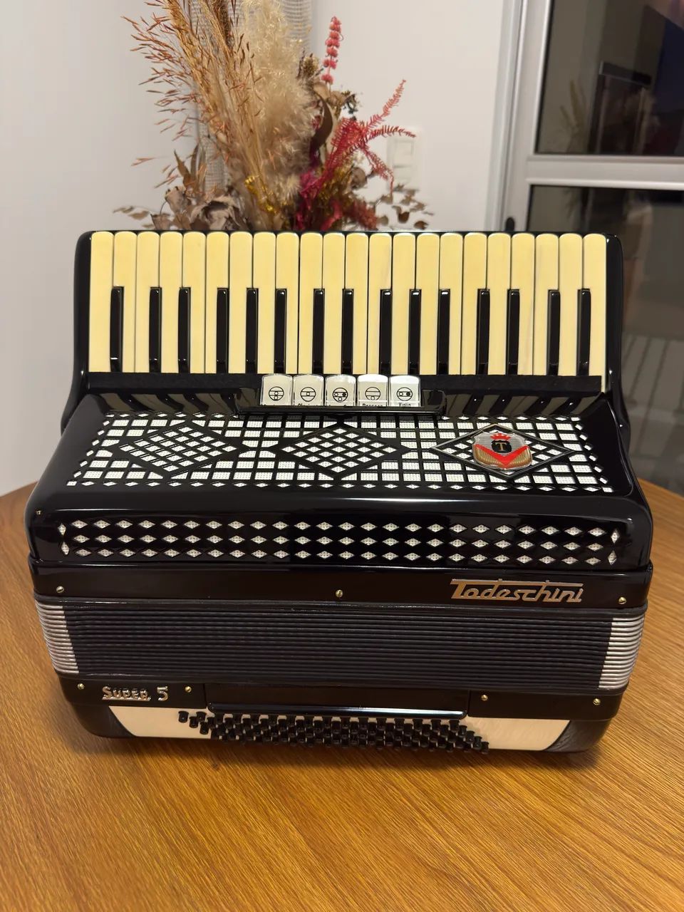 Acordeon Todeschini Super 5 - Foto 5