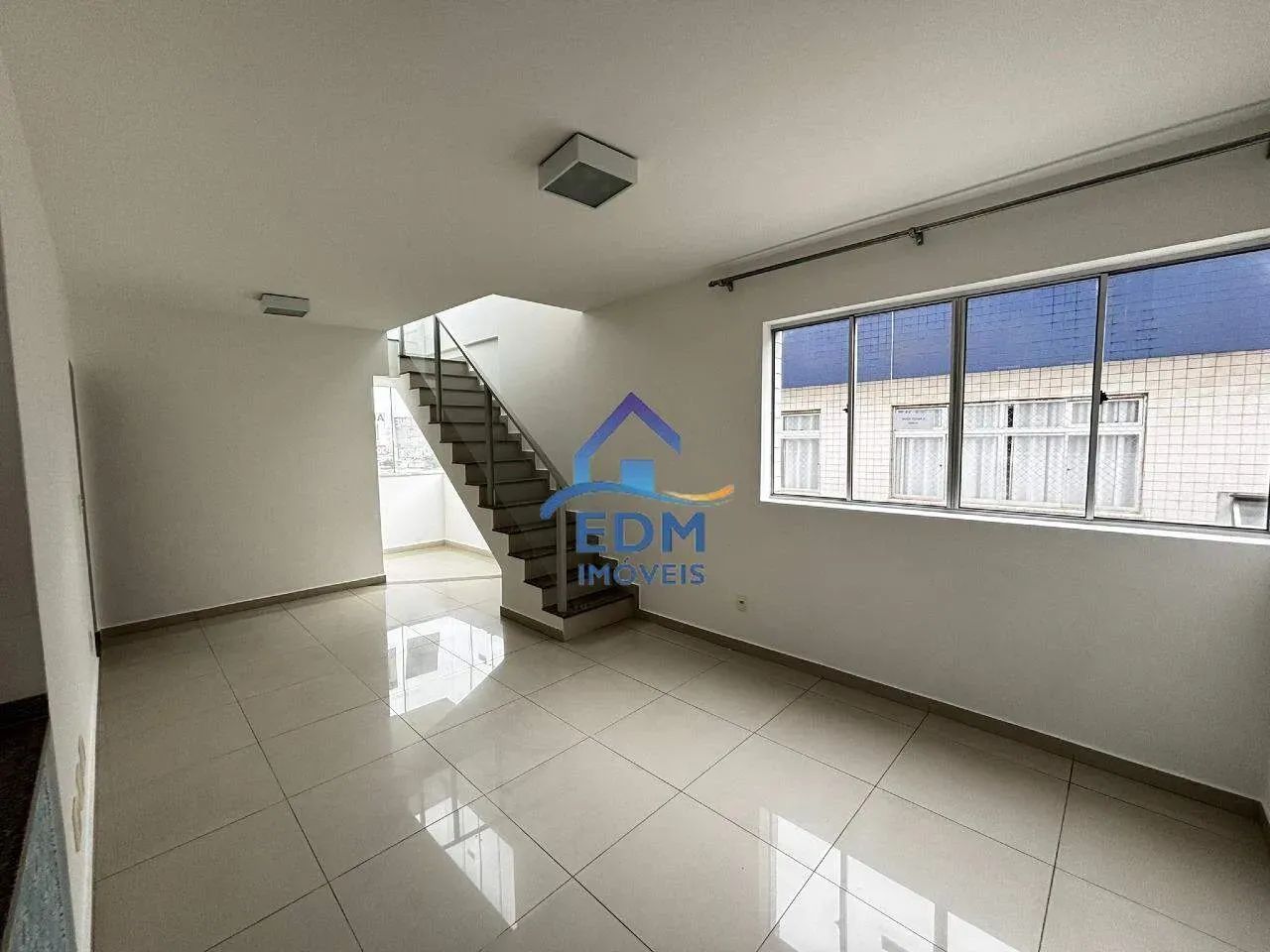 Cobertura com 4 Quartos e 3 banheiros para Alugar no buritis - Foto 2