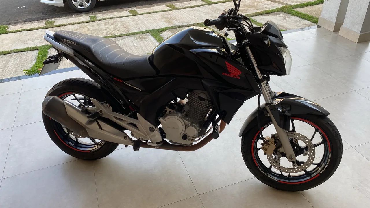 CB 250 twister  - Foto 4